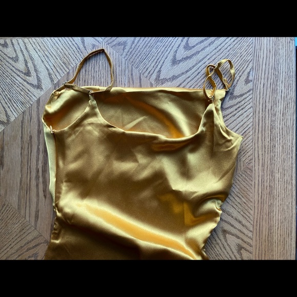 Gold satin dress, size small. Fits like a an XS - Picture 6 of 7